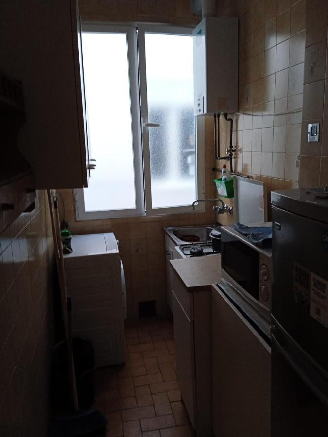 Habitacion Privada En Pleno Centro De Madrid Buitenkant foto
