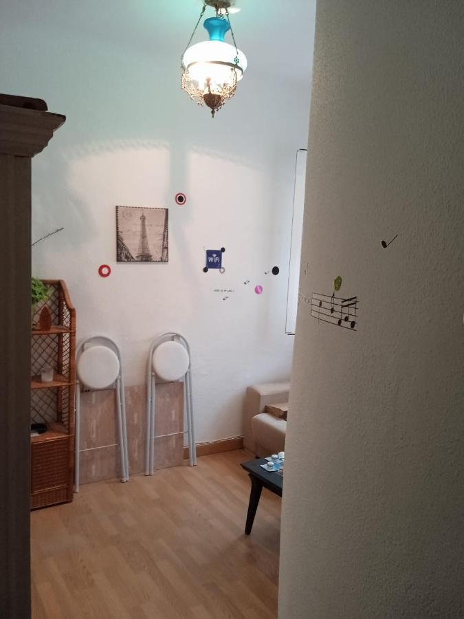 Habitacion Privada En Pleno Centro De Madrid Buitenkant foto